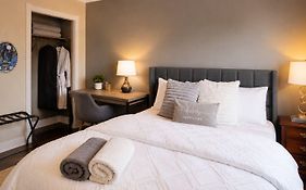 Tuscan Ridge Guesthouse Calgary West